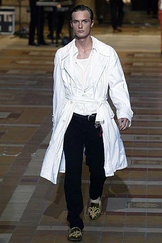 Look 18